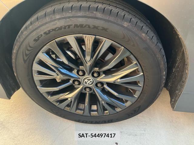 Toyota VELLFIRE 2025-03 8662110-11