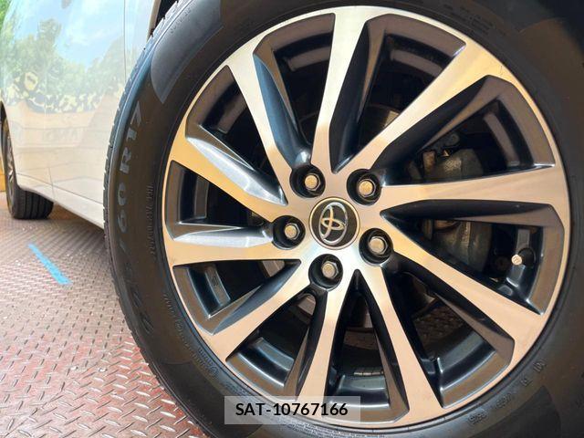 Toyota VELLFIRE 2017-03 8686826-12