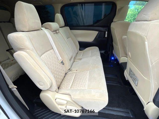 Toyota VELLFIRE 2017-03 8686826-7