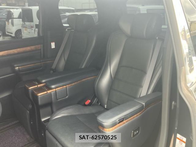 Toyota VELLFIRE 2015-08 8686829-10