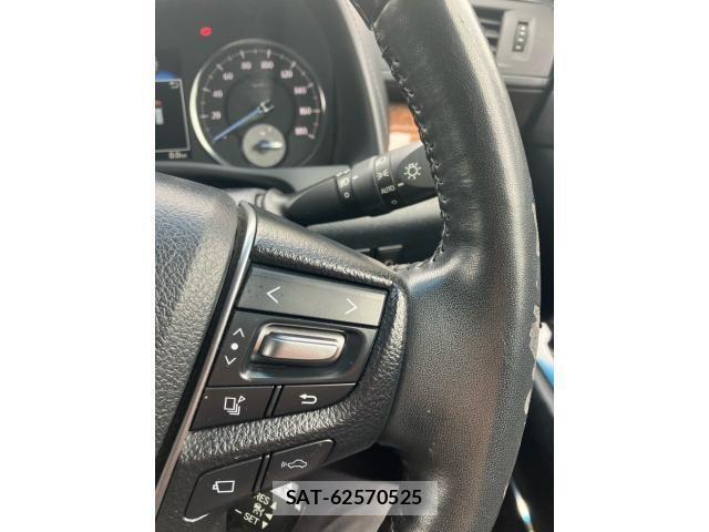 Toyota VELLFIRE 2015-08 8686829-19