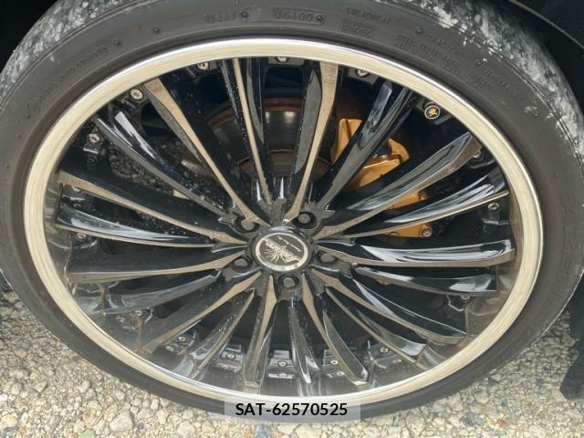 Toyota VELLFIRE 2015-08 8686829-3