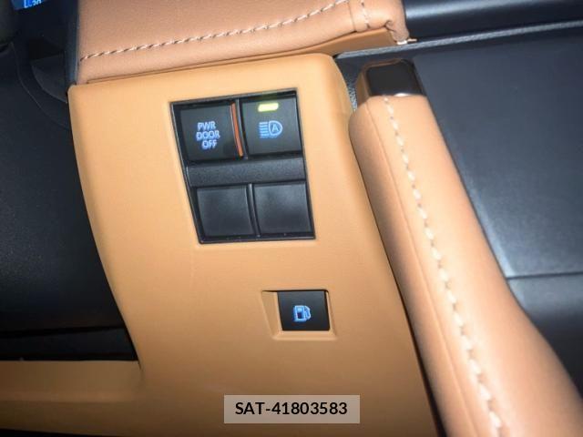 Toyota VELLFIRE 2025-09 8686819-20
