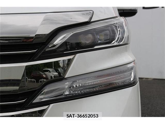 Toyota VELLFIRE 2017-06 8686828-10