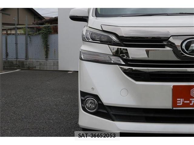 Toyota VELLFIRE 2017-06 8686828-11