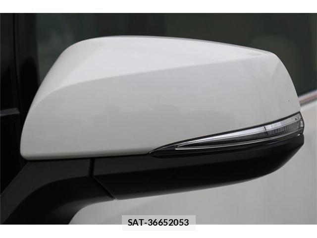 Toyota VELLFIRE 2017-06 8686828-14