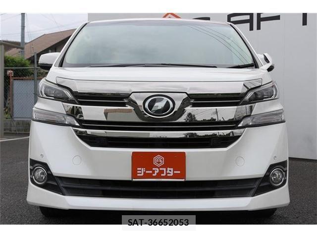 Toyota VELLFIRE 2017-06 8686828-1