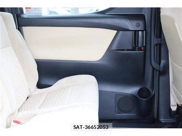 Toyota VELLFIRE 2017-06 8686828-25