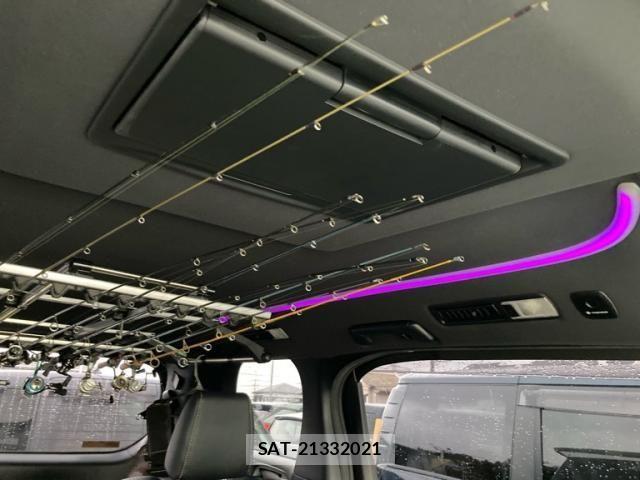 Toyota VELLFIRE 2017-02 8686825-17