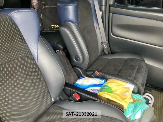 Toyota VELLFIRE 2017-02 8686825-19