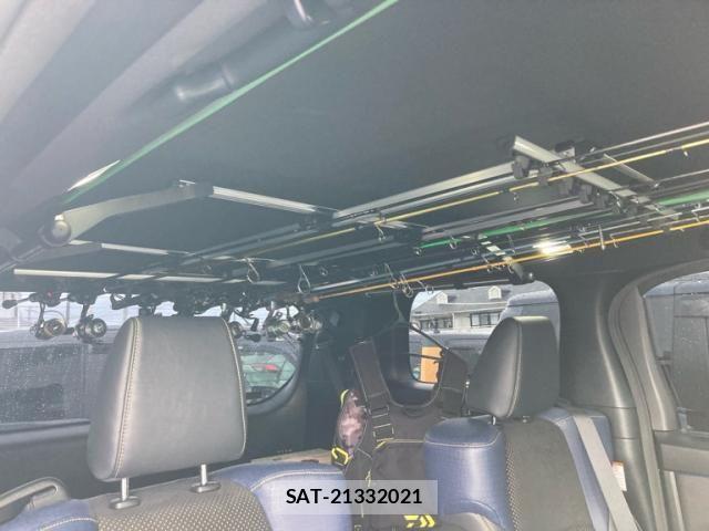 Toyota VELLFIRE 2017-02 8686825-21
