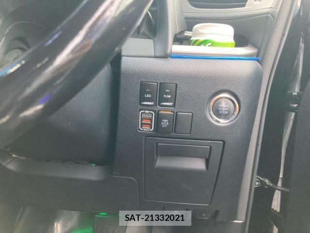 Toyota VELLFIRE 2017-02 8686825-25