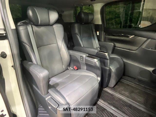 Toyota VELLFIRE 2019-11 8686820-9