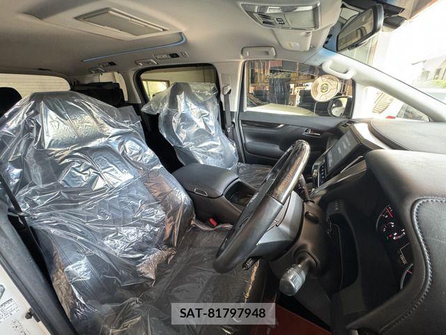 Toyota VELLFIRE 2017-10 8686824-13