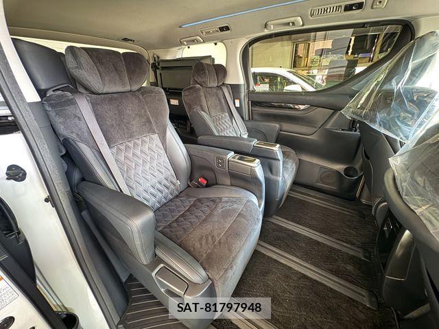Toyota VELLFIRE 2017-10 8686824-16