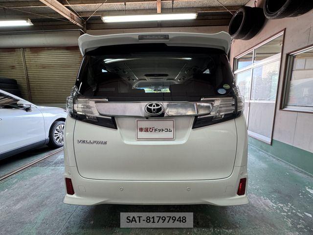Toyota VELLFIRE 2017-10 8686824-7