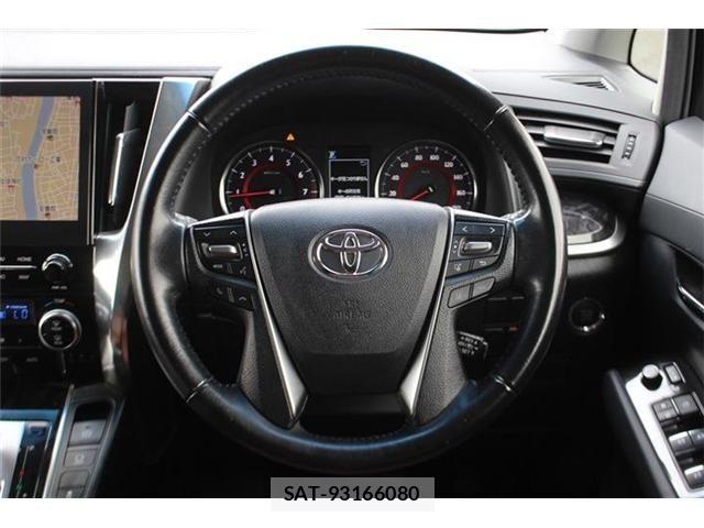 Toyota VELLFIRE 2020-06 8686821-25