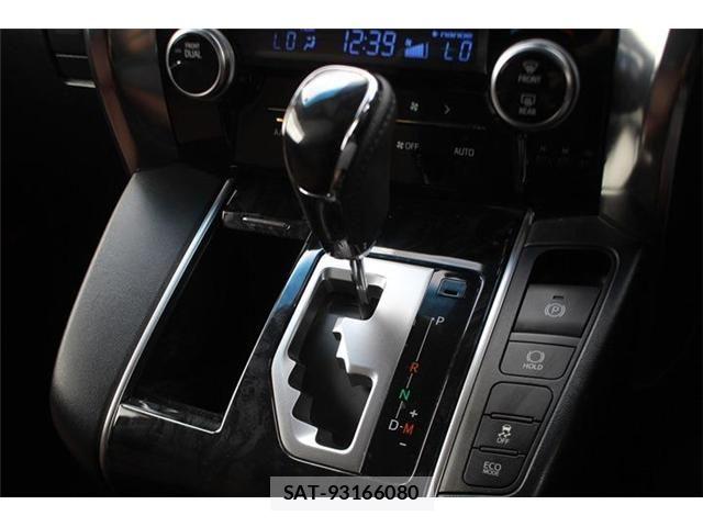 Toyota VELLFIRE 2020-06 8686821-26