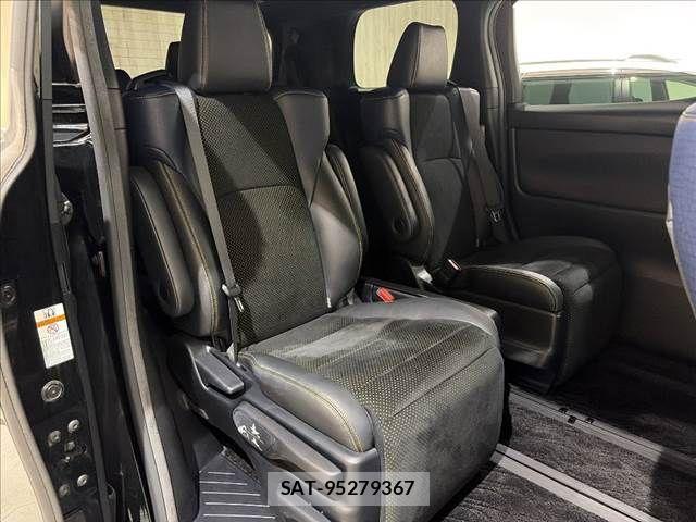 Toyota VELLFIRE 2017-08 8686827-9