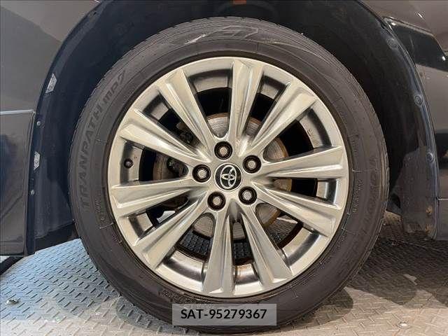 Toyota VELLFIRE 2017-08 8686827-15