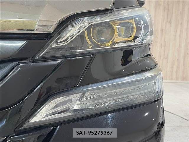 Toyota VELLFIRE 2017-08 8686827-24