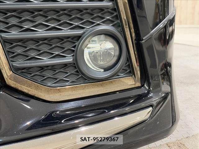 Toyota VELLFIRE 2017-08 8686827-26