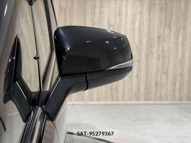 Toyota VELLFIRE 2017-08 8686827-28
