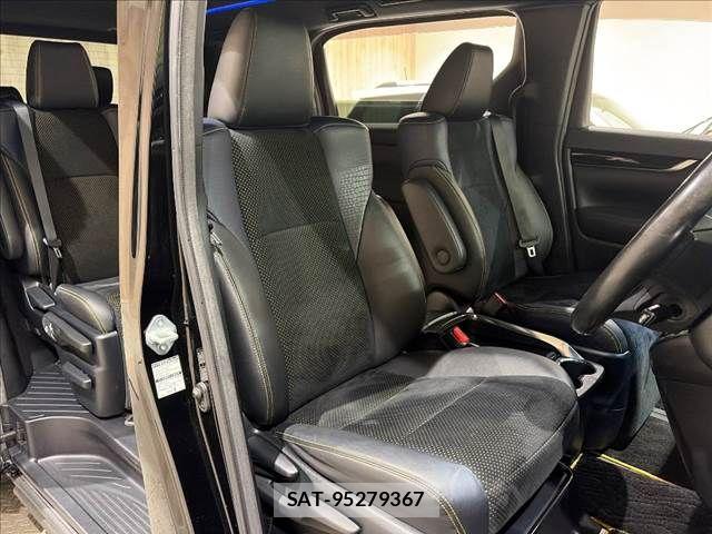 Toyota VELLFIRE 2017-08 8686827-8