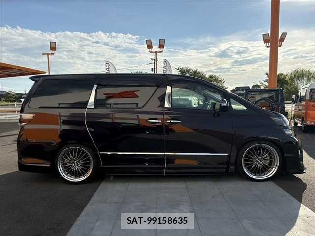 Toyota VELLFIRE 2014-10 8686830-11