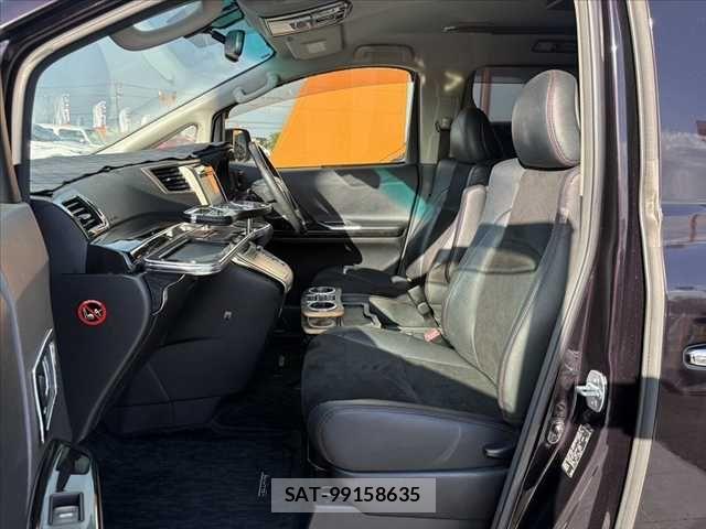 Toyota VELLFIRE 2014-10 8686830-16