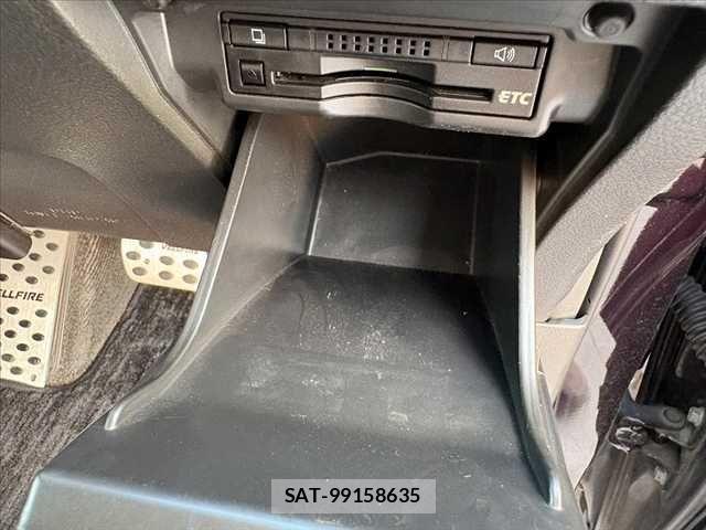 Toyota VELLFIRE 2014-10 8686830-28