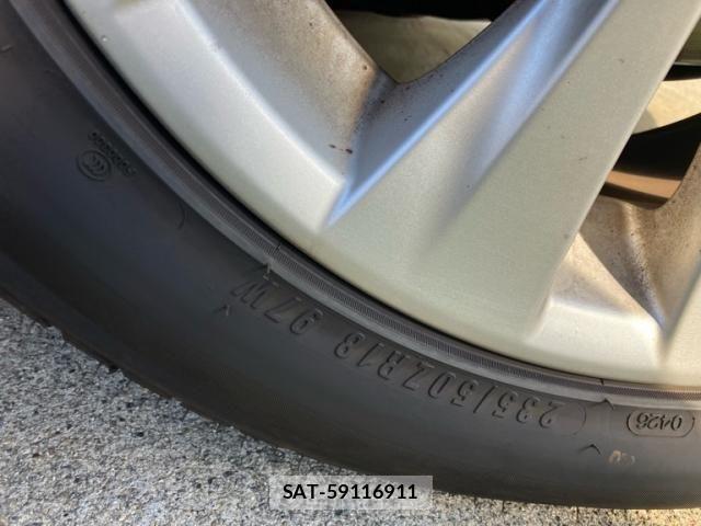 Toyota VELLFIRE 2009-09 8746540-3
