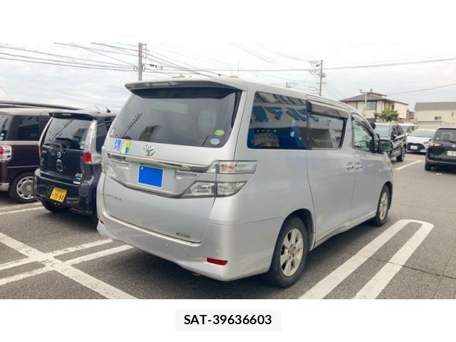 Toyota VELLFIRE 2013-09 8746534-2