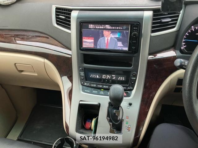 Toyota VELLFIRE 2014-07 8746532-11