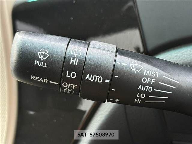 Toyota VELLFIRE 2013-09 8746510-23