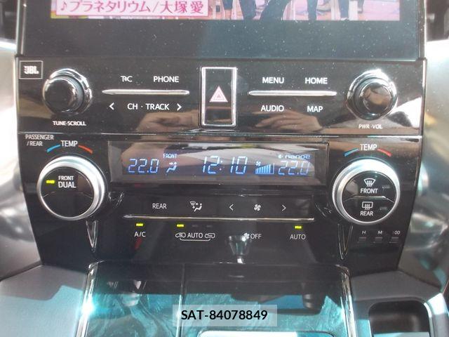 Toyota VELLFIRE 2021-03 8746494-14