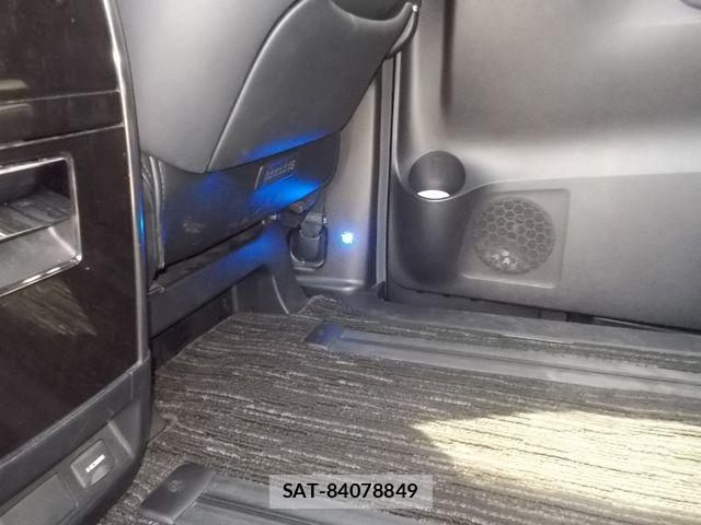 Toyota VELLFIRE 2021-03 8746494-23