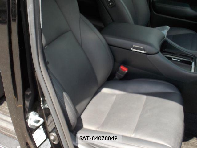 Toyota VELLFIRE 2021-03 8746494-24