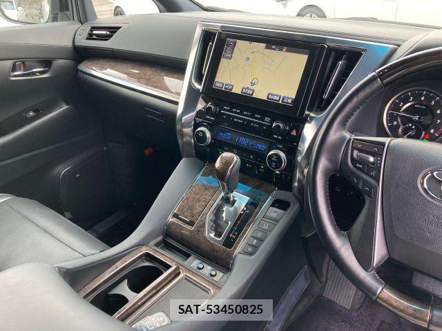 Toyota VELLFIRE 2018-07 8744331-9