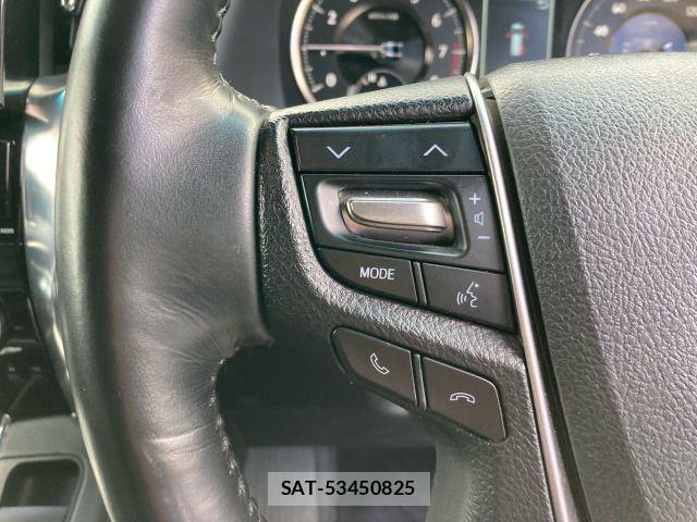 Toyota VELLFIRE 2018-07 8744331-17
