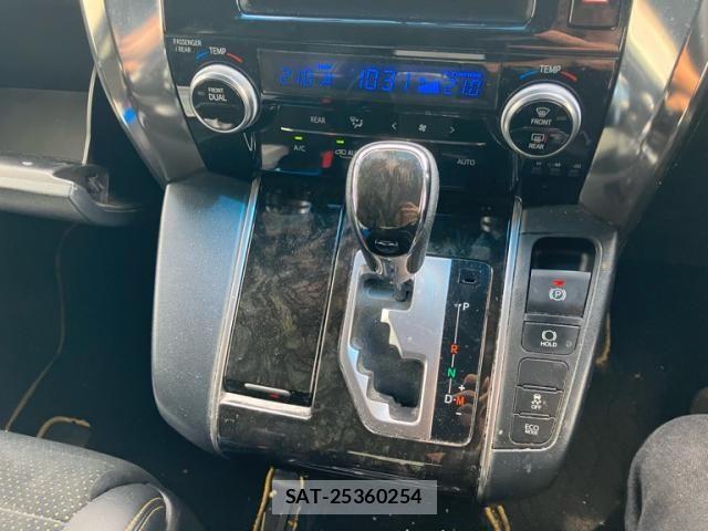 Toyota VELLFIRE 2018-02 8746519-17