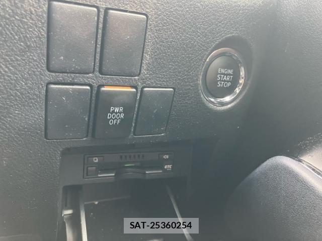 Toyota VELLFIRE 2018-02 8746519-21