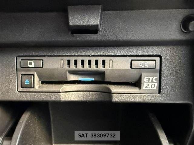 Toyota VELLFIRE 2020-10 8746497-28