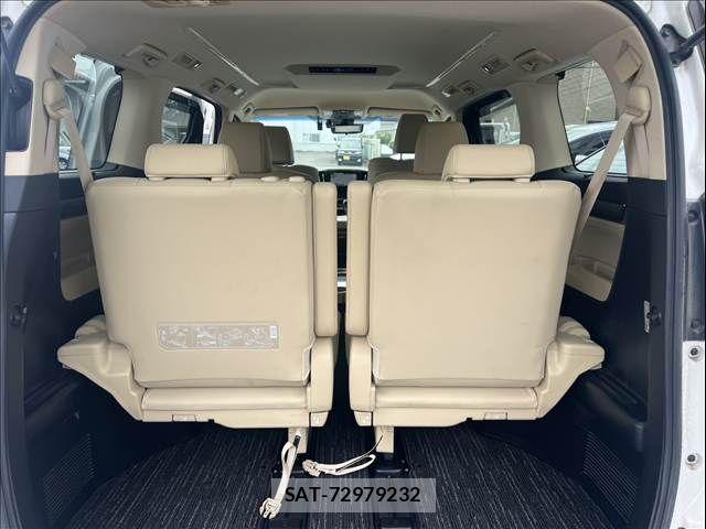 Toyota VELLFIRE 2018-04 8746505-17