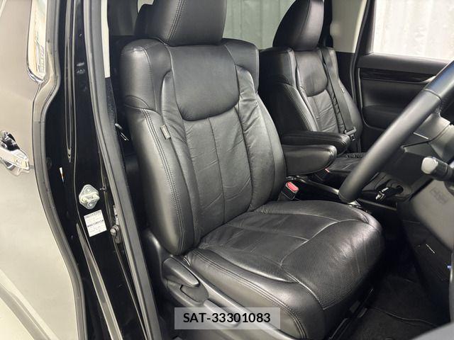 Toyota VELLFIRE 2015-03 8746506-3