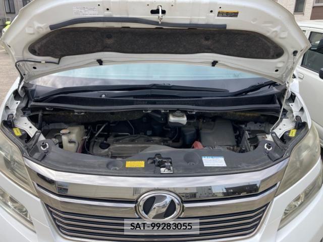 Toyota VELLFIRE 2012-06 8746526-11
