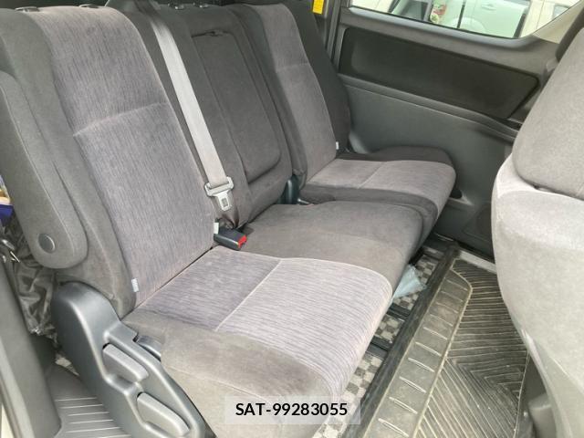 Toyota VELLFIRE 2012-06 8746526-13
