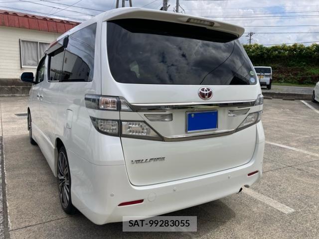 Toyota VELLFIRE 2012-06 8746526-3