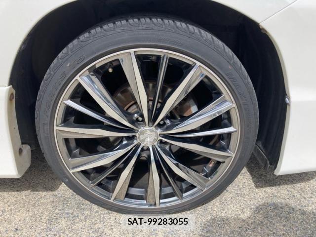 Toyota VELLFIRE 2012-06 8746526-4