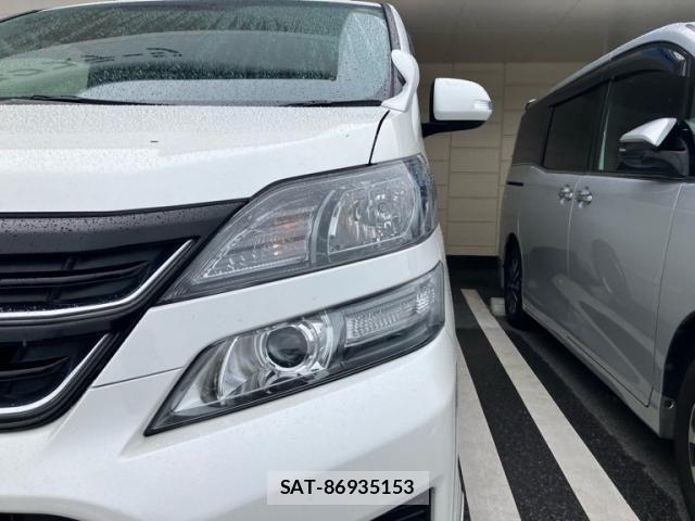 Toyota VELLFIRE 2013-12 8746538-1